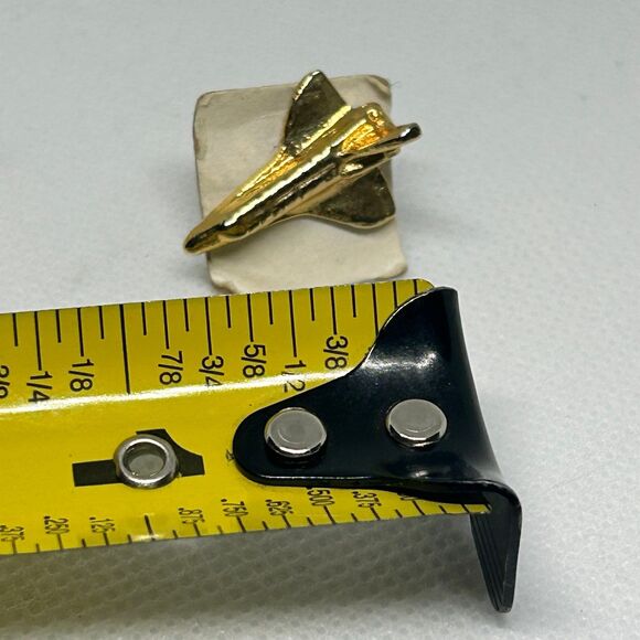 Vintage Gold Tone Space Shuttle Collectible Lapel / Hat Pin - Picture 3 of 3